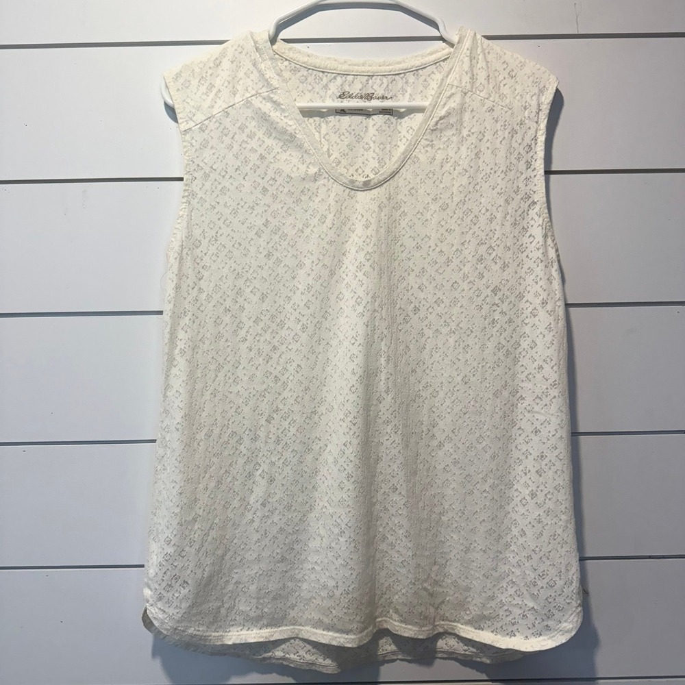 Eddie Bauer Women's Geometric Cotton Knit V-Neck Sleeveless Blouse White Size S